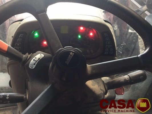 Tracteur agricole Claas Maxxum 125 chargeur mailleux T414