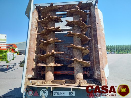 Épandeur à fumier Sodimac Rafal 3300