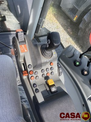 Tracteur agricole Claas Axion 800 CIS 