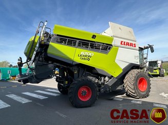 Moissonneuse batteuse Claas lexion 6700
