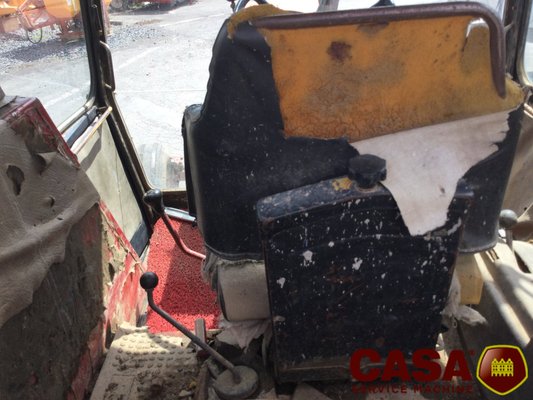 Tracteur agricole Case 1055