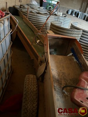 Triage et stockage des pommes de terre Breston repreneur de tas 