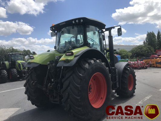 Tracteur agricole Claas Axion 800 CEBIS 