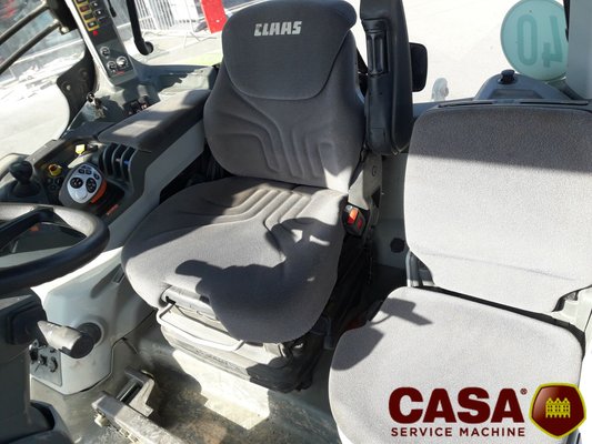 Tracteur agricole Claas Axion 800 CEBIS 