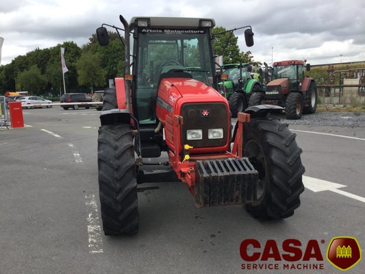 Tracteur agricole MF 4370 power shuttle 
