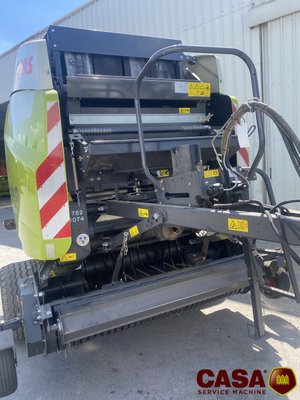 Presse à balles rondes Claas Variant 480 RF 