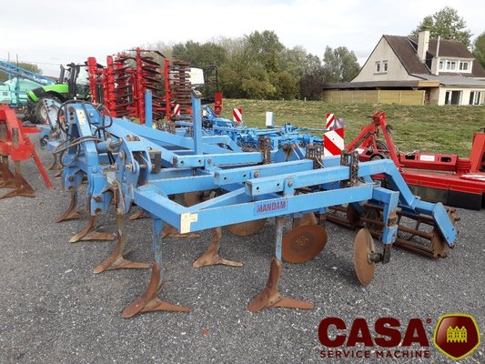 Déchaumeur à dents - KUS 380 B 