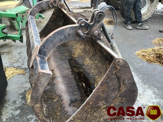 Chariot télescopique agricole Manitou 735 lsu 