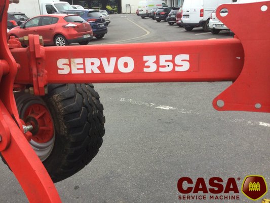 Charrue Pöttinger servo 35 S plus 