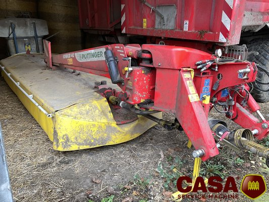 Faucheuse Pöttinger Novacat 442 