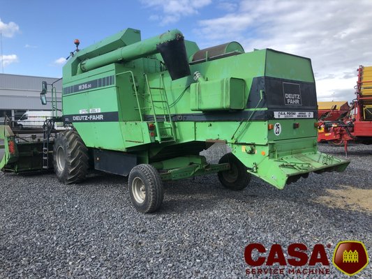 Moissonneuse batteuse Deutz-Fahr M 3630