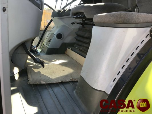Tracteur agricole Claas Arion 630 cis 