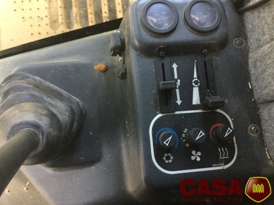 Ensileuse automotrice New Holland FX 58 