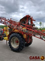 Pulvérisateur traîné Beyne PLK 27