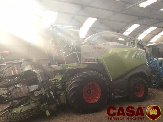 Ensileuse automotrice Claas Jaguar 870 4 rm 