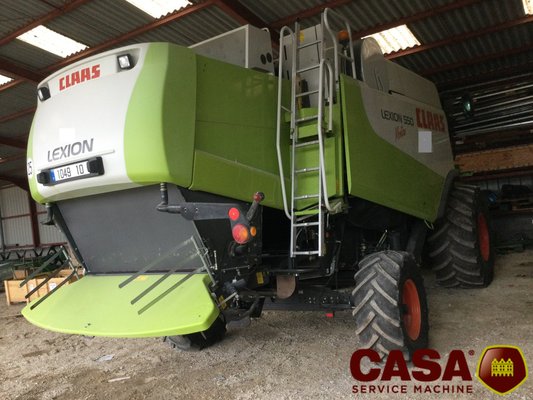 Moissonneuse batteuse Claas lexion 550 montana