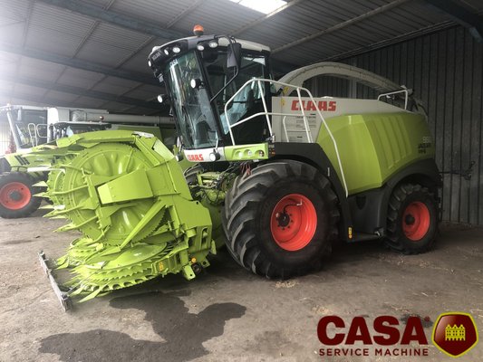 Ensileuse automotrice Claas Jaguar 950 orbis 600 