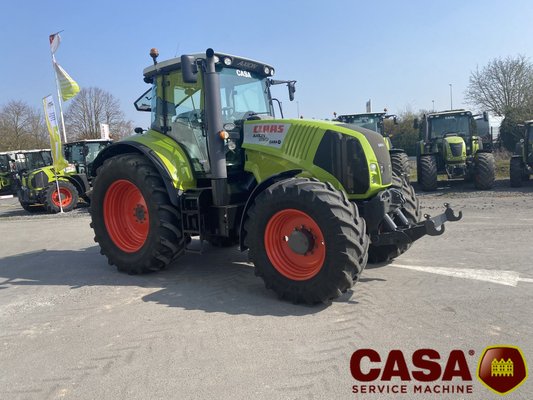 Tracteur agricole Claas axion 820