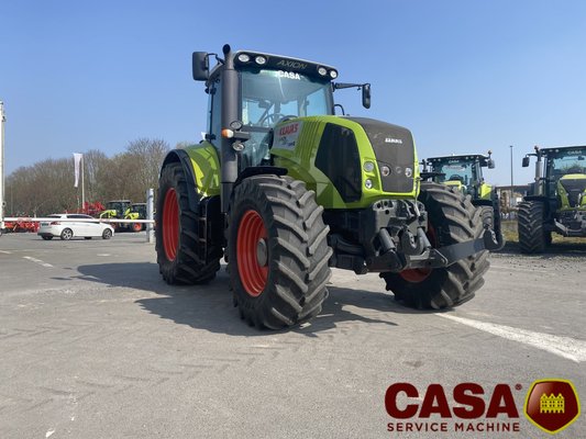 Tracteur agricole - Axion 820