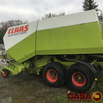 Presse haute densité Claas QUADRANT 2200 FC 