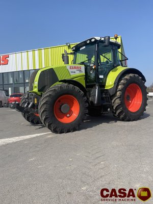 Tracteur agricole Claas axion 820