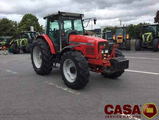 Tracteur agricole MF 4370 power shuttle 