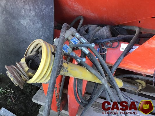 Distributeur d'engrais Kuhn Axis 40.1