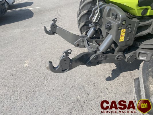 Tracteur agricole Claas axion 820