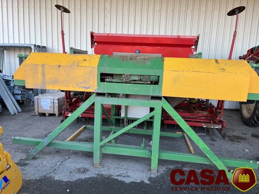 Triage et stockage des pommes de terre Auger RC 2000