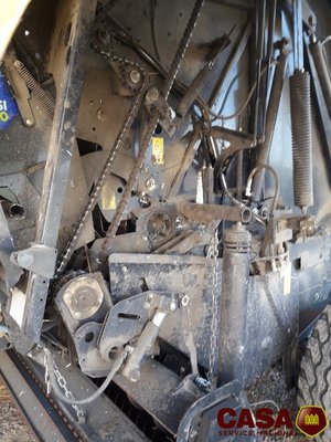 Presse à balles rondes New Holland ROLL BET 180