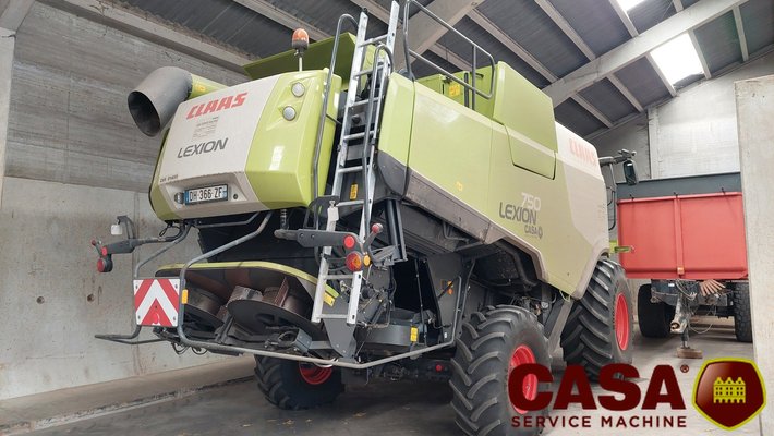Moissonneuse batteuse Claas lexion 750