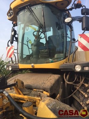 Ensileuse automotrice New Holland FR 500 