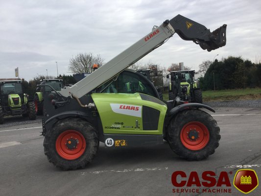 Chargeur frontal Claas scorpion 7035