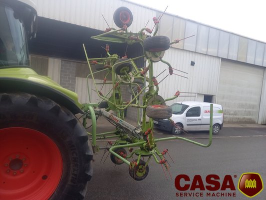 Faneur Claas volto 77