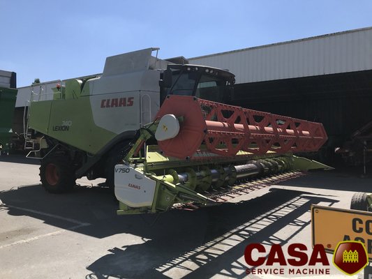 Moissonneuse batteuse Claas lexion 740 EMP radial - C13