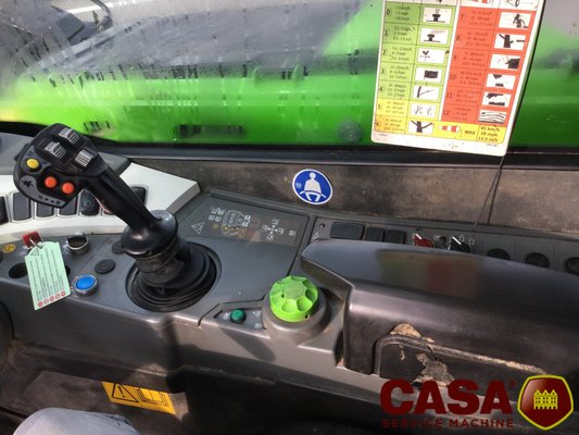 Chargeur frontal Merlo TF42.7