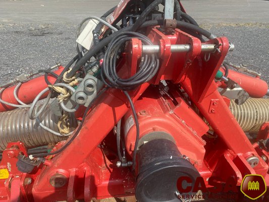 Herse rotative Kverneland Group NGS 101 F36