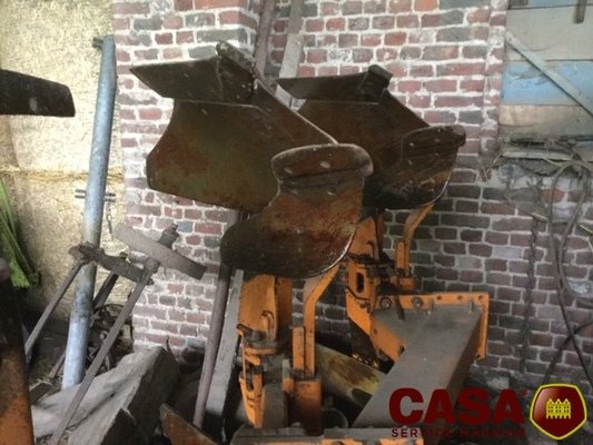 Charrue Huard 5 Corps losange 