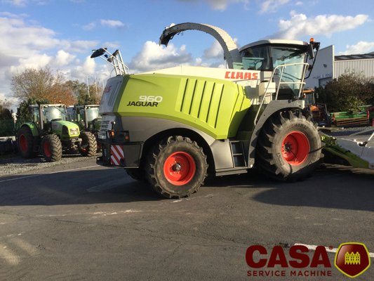 Ensileuse automotrice Claas JAGUAR 960 ORBIS 750
