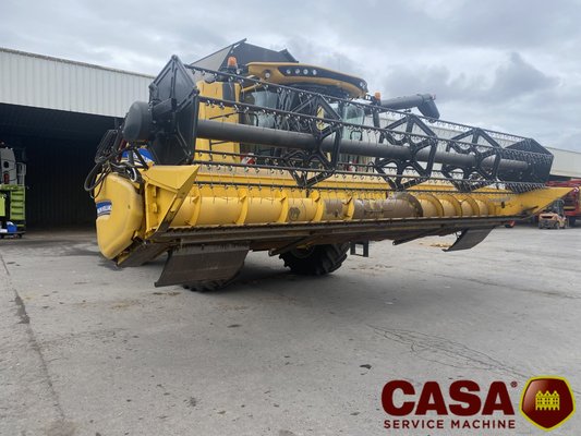 Moissonneuse batteuse New Holland Cx 8.70