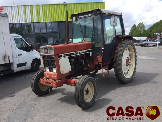 Tracteur agricole - 1055