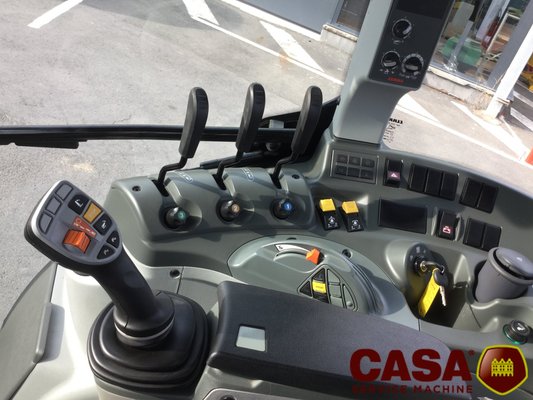Tracteur agricole Claas Arion 420 Cis 