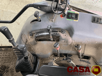 Tracteur agricole Case IH CS 78 avec chargeur 