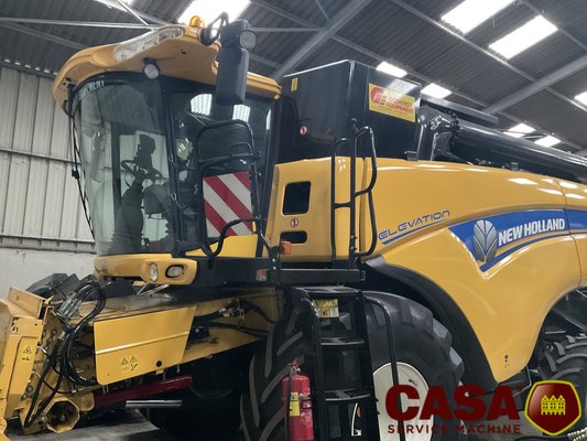 Moissonneuse batteuse New Holland cx 8070 HD SL 