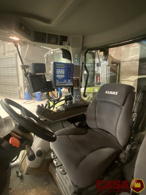 Tracteur agricole Claas Arion 610 Advance 