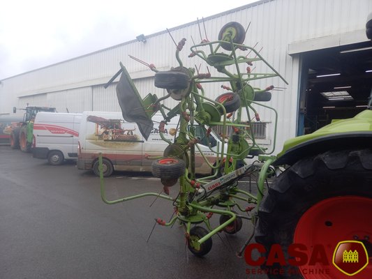 Faneur Claas volto 77
