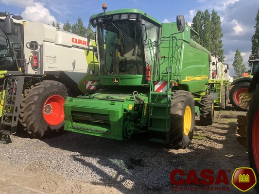 Moissonneuse batteuse John Deere 9560 WTS