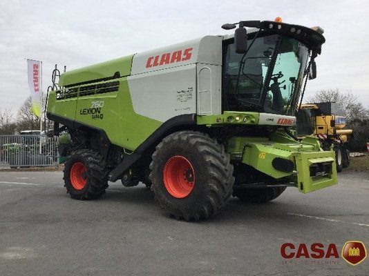 Moissonneuse batteuse Claas Lexion 760