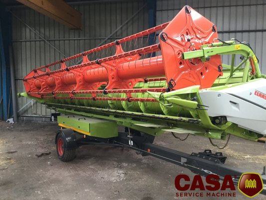 Moissonneuse batteuse Claas lexion 740 
