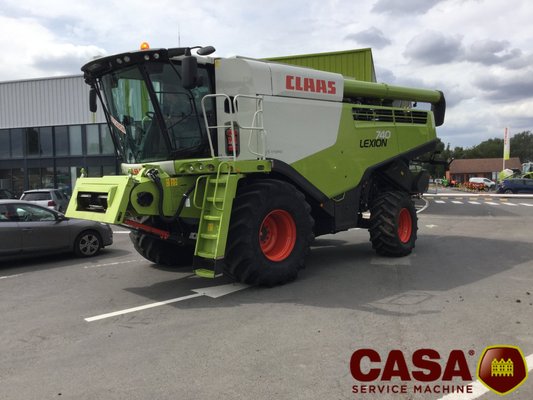 Moissonneuse batteuse - Lexion 740 